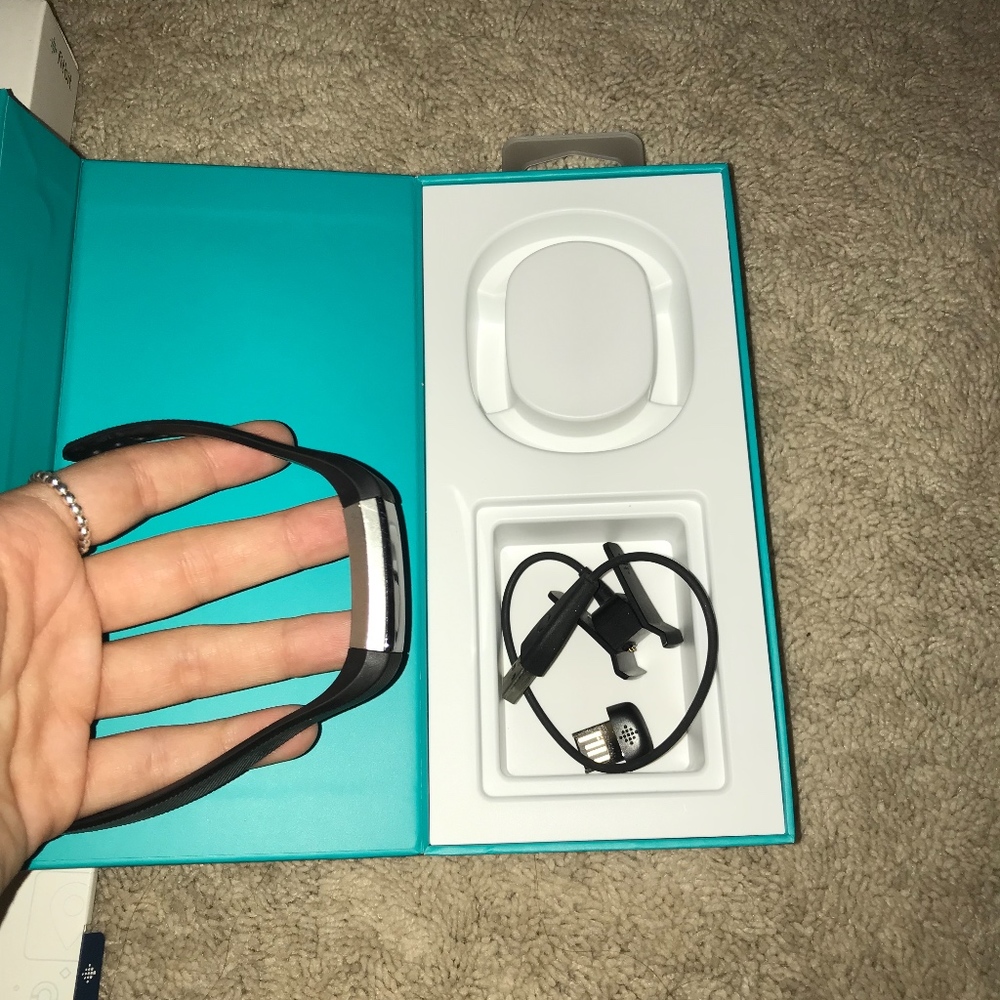 FitBit Atla - Picture 5 of 5